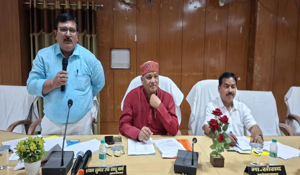 अब सरकारी स्कूलों में भी होगी अंतरिक्ष की पढ़ाई, अम्बेडकरनगर जिला पंचायत ने 5 खगोल विज्ञान लैब को दी मंजूरी