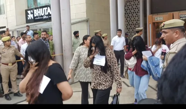 250 करोड़ की ठगी, मोटी सैलरी और फिर जेल... पहली रात गर्मी में करवटें बदलते रहे आरोपी